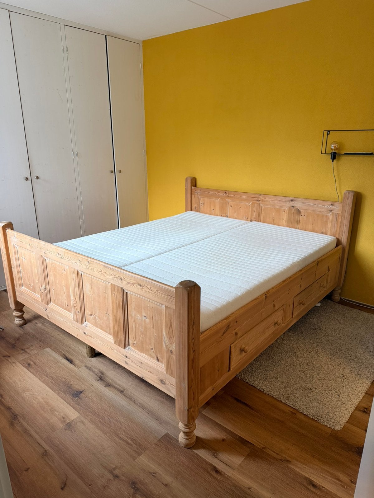 Massief grenen bed 180 x 200 met lades, Ophalen, Verstelbaar, Overige kleuren, Tweepersoons