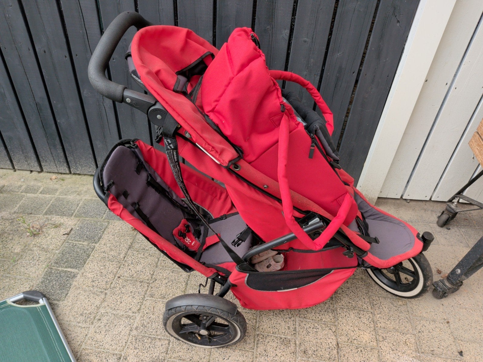 gratis duo wagen. Let op: met een lekke band, Ophalen