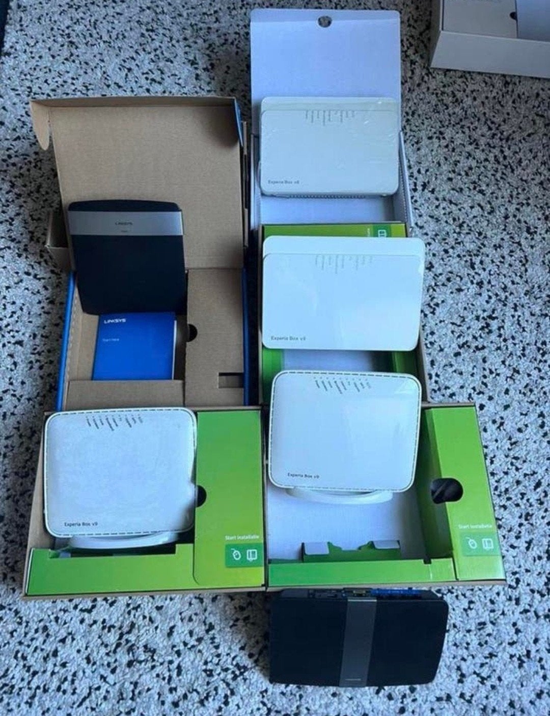 Collectie diverse WiFi-routers te koop, Computers en Software, Routers en Modems, Ophalen of Verzenden