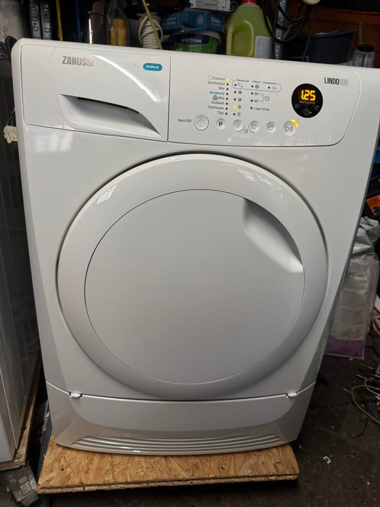 Zanussi droger condens, Ophalen, 6 tot 8 kg, Gebruikt, Voorlader