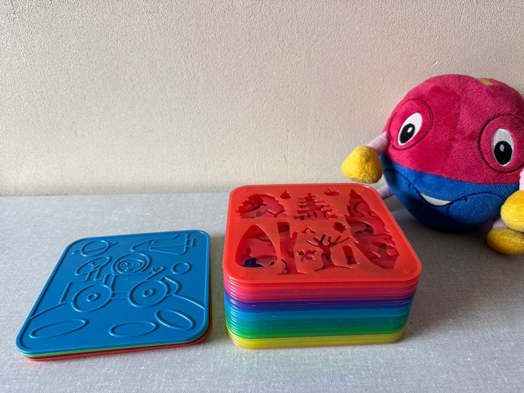29 Z.G.A.N. tekensjablonen - tekenvormen van TUPPERWARE, Overige kleuren, Overige typen, Ophalen of Verzenden, Zo goed als nieuw