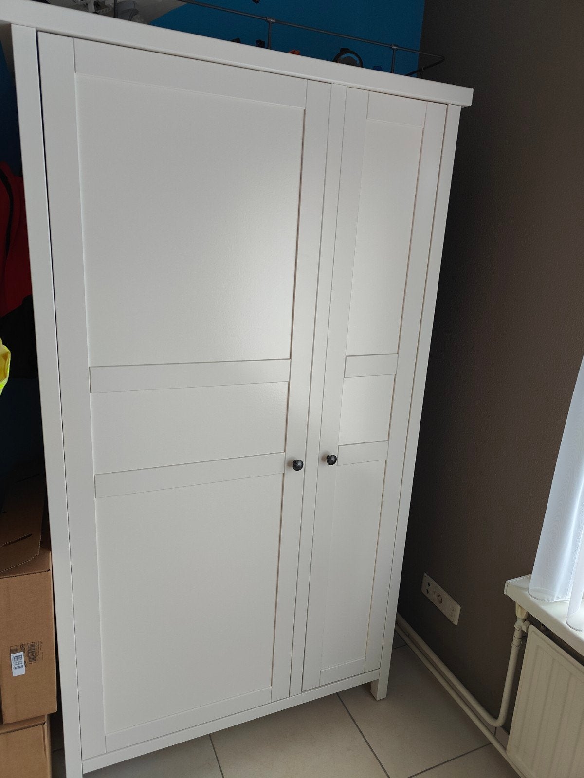 Hemnes kledingkast, Ophalen, Met deur(en), 100 tot 150 cm, Zo goed als nieuw