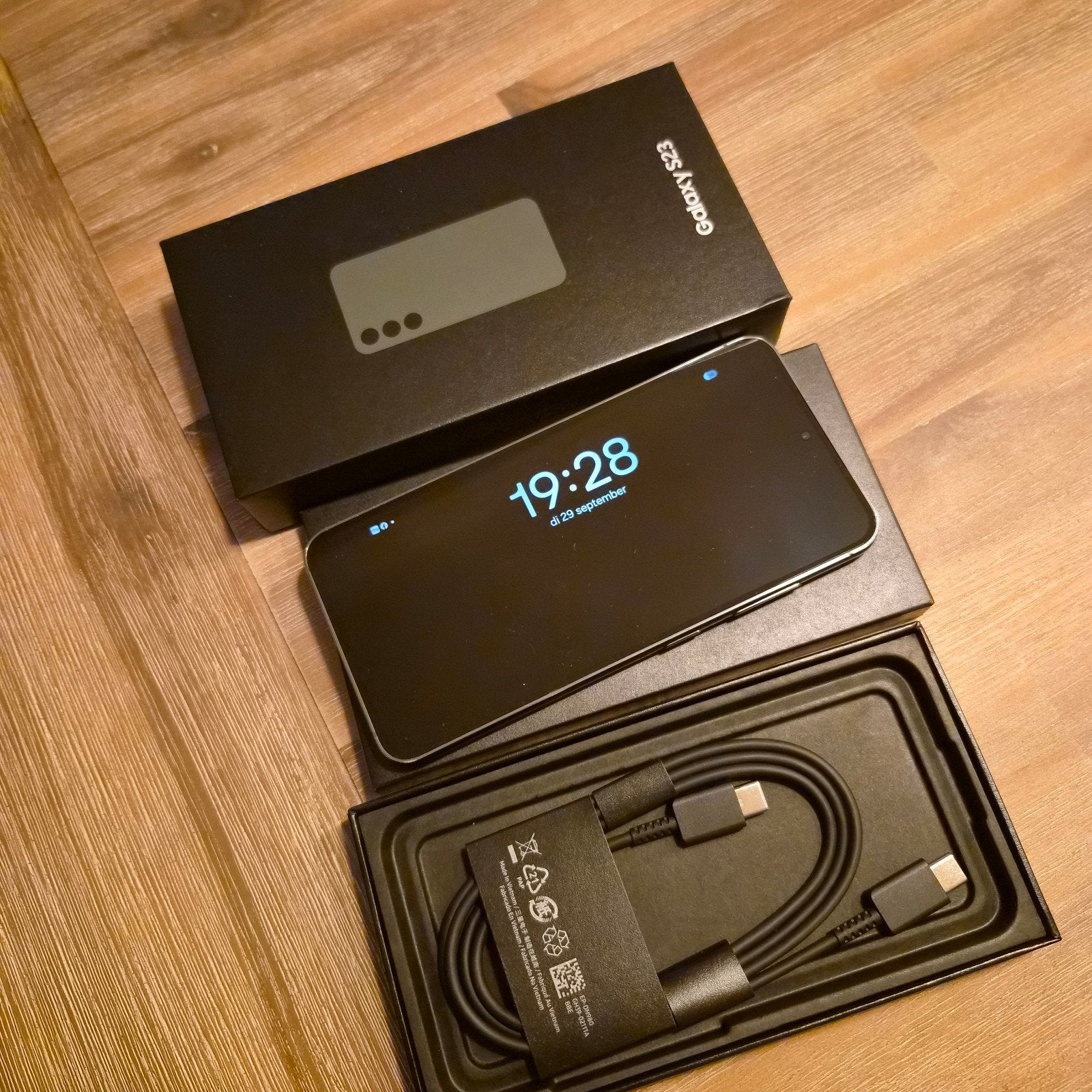 Foto 7 van Samsung Galaxy S23