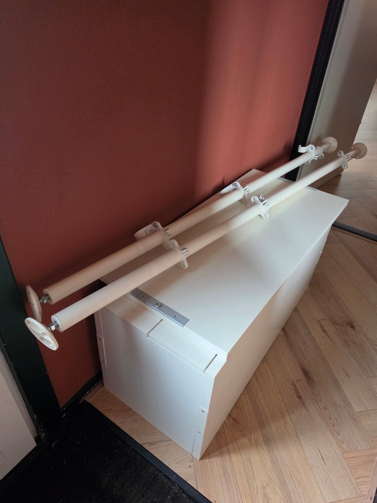 GRATIS! Ikea Stolmen kast met spiegel, Huis en Inrichting, Met plank(en), Gebruikt, 100 tot 150 cm, 200 cm of meer