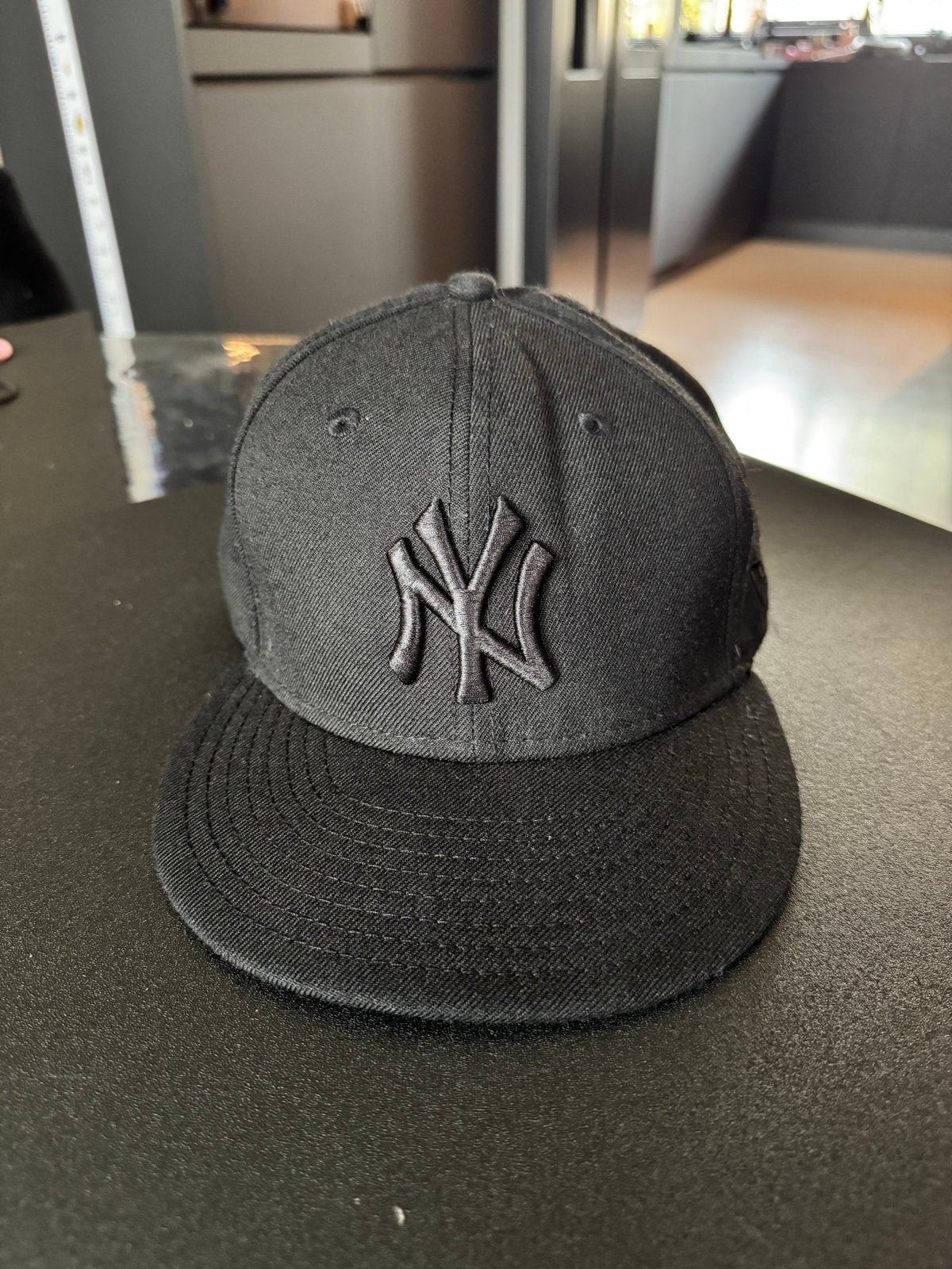 New Era NY Yankees 59FIFTY Pet Zwart Maat 7 1/4, Ophalen of Verzenden, Zo goed als nieuw, Pet