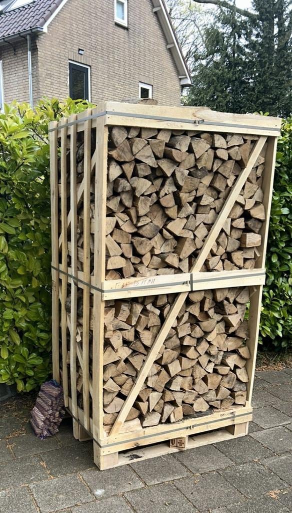 Vrachtwagen met kratten(1,8m³of1m³)eik,haagbeuk,berk,es,mix, Tuin en Terras, Haardhout, 6 m³ of meer, Ophalen of Verzenden