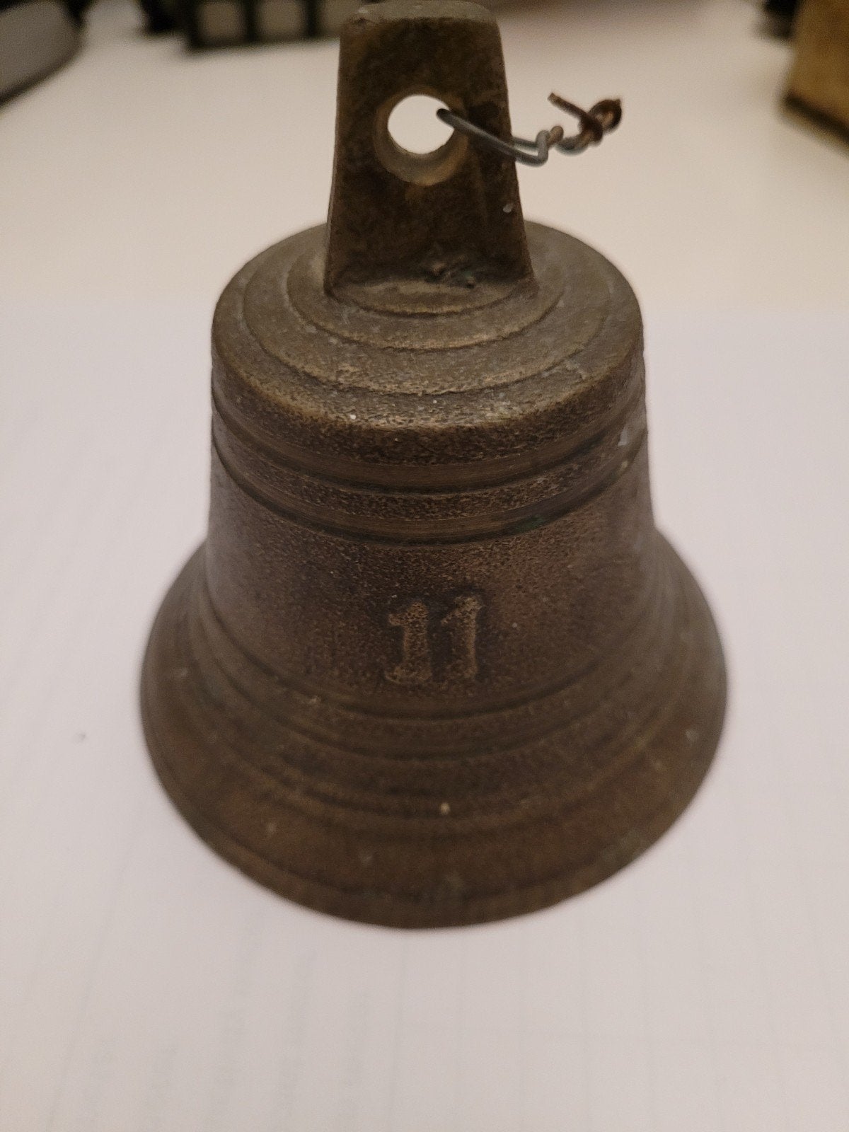 Antieke Bronzen Bel met Nummer '11', Antiek en Kunst, Antiek | Koper en Brons, Ophalen of Verzenden