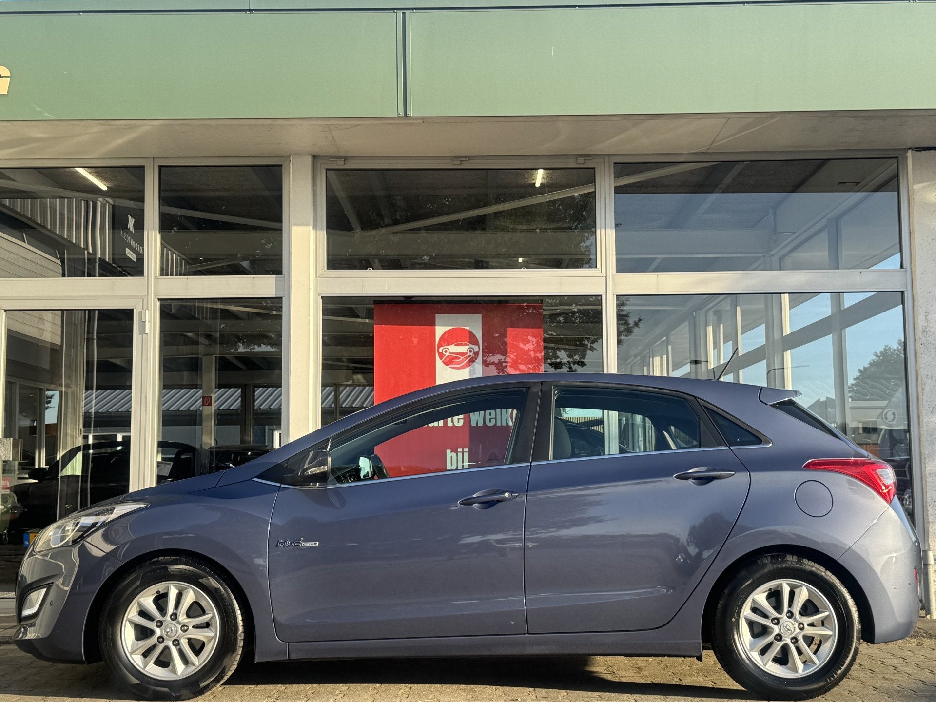 Hyundai i30 1.6 GDI I-VISION | NL-AUTO | 1E EIG | DEALER OH!, Voorwielaandrijving, Gebruikt, 4 cilinders, Blauw