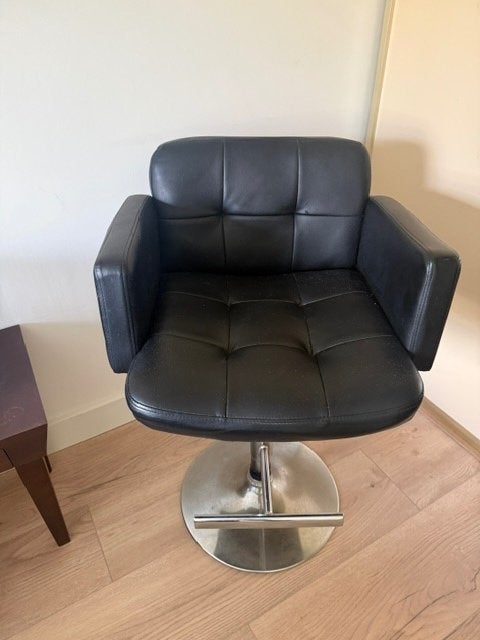 barkruk lekker stevig om te relaxen, 1 kruk, Ophalen, Gebruikt, 60 tot 90 cm