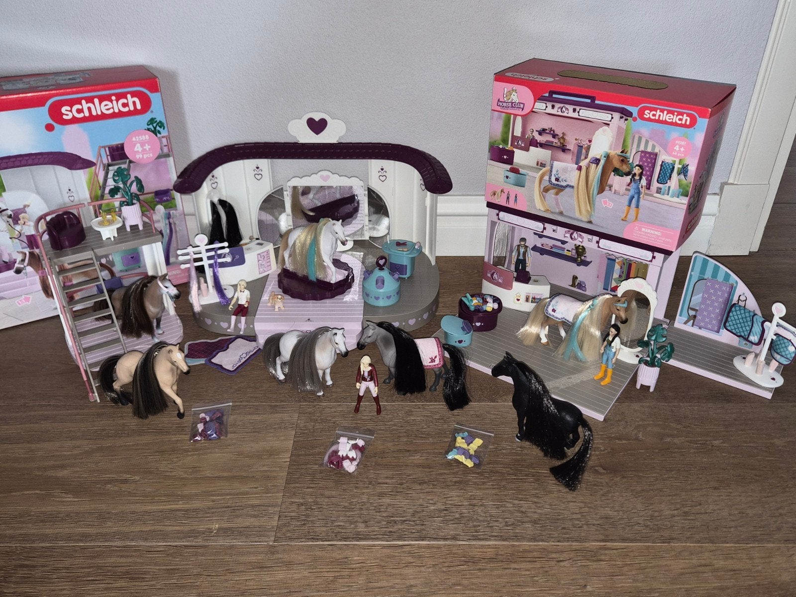 Schleich Horse Club Sofia's Beauties Paarden en Salon 42588, Ophalen of Verzenden, Zo goed als nieuw, Jongen of Meisje