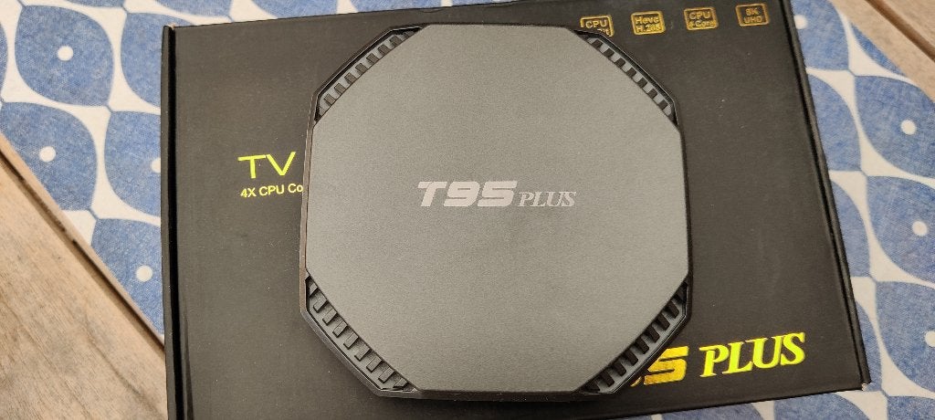 t95 plus tv box, Ophalen of Verzenden, Zo goed als nieuw