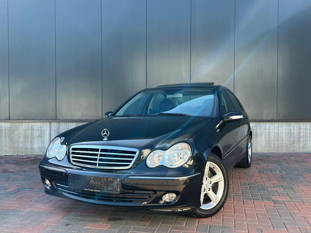 Mercedes-Benz C-klasse 180 K. Avantgarde * Climate * Cruise, Auto's, Automaat, Achterwielaandrijving, Gebruikt, Zwart