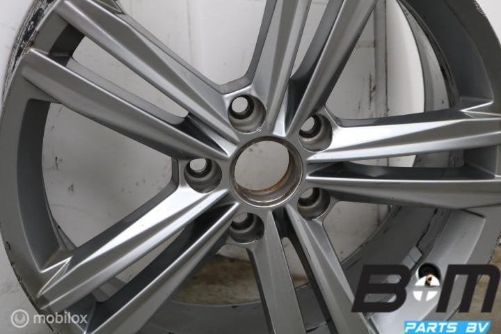1 losse 17 inch lichtmetalen velg VW Golf 7 5G0601025DD, Gebruikt, Velg(en)