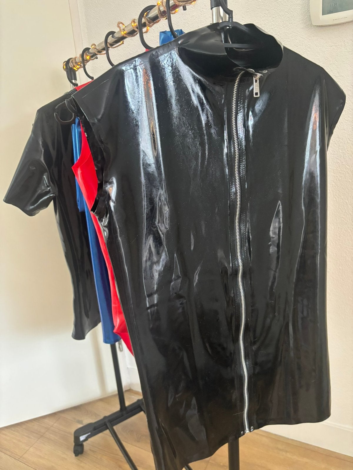 Sleeveless top / Latex / Maat XL, Verzenden, Zwart, Hemd