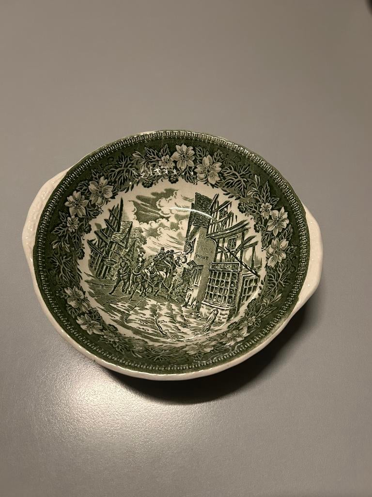Royal Tudor Ware, Ophalen