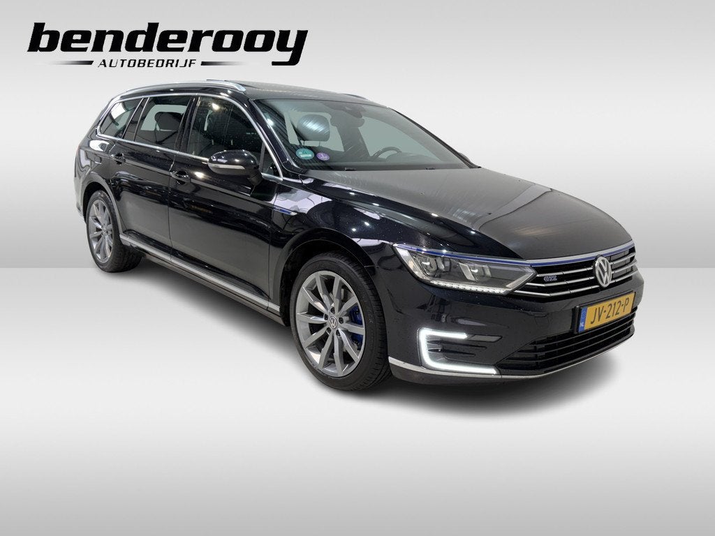 Volkswagen Passat Variant 1.4 TSI GTE Highline (bj 2015), Auto's, Gebruikt, Euro 6, 4 cilinders, Zwart