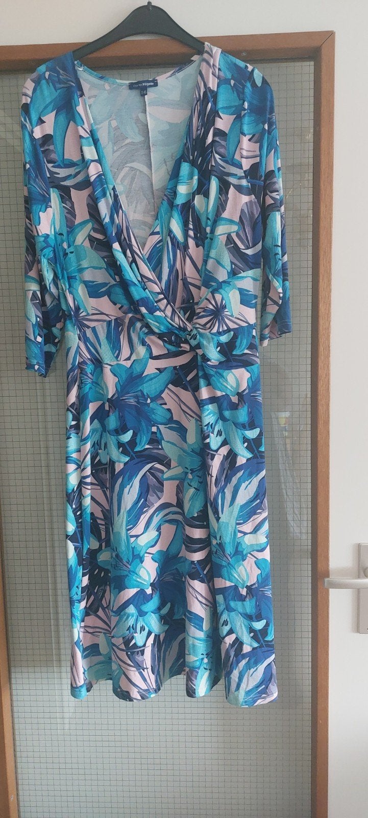 Charles Vögele Jurk Maat 46 - blauw/roze ter aanbieding, Kleding | Dames, Charles Vogele, Blauw, Maat 46/48 (XL) of groter, Nieuw