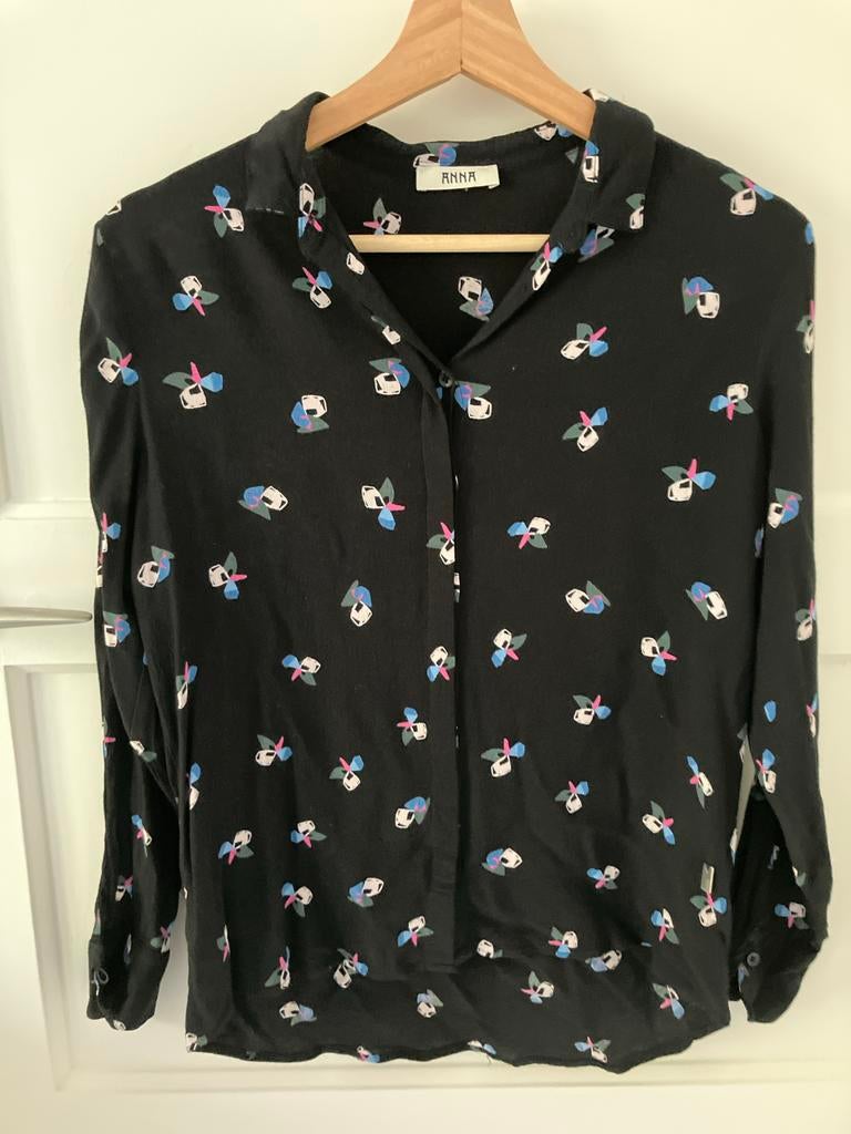 ANNA Zwarte Blouse met Bloemenprint, Ophalen of Verzenden, Zo goed als nieuw, Maat 36 (S), Zwart