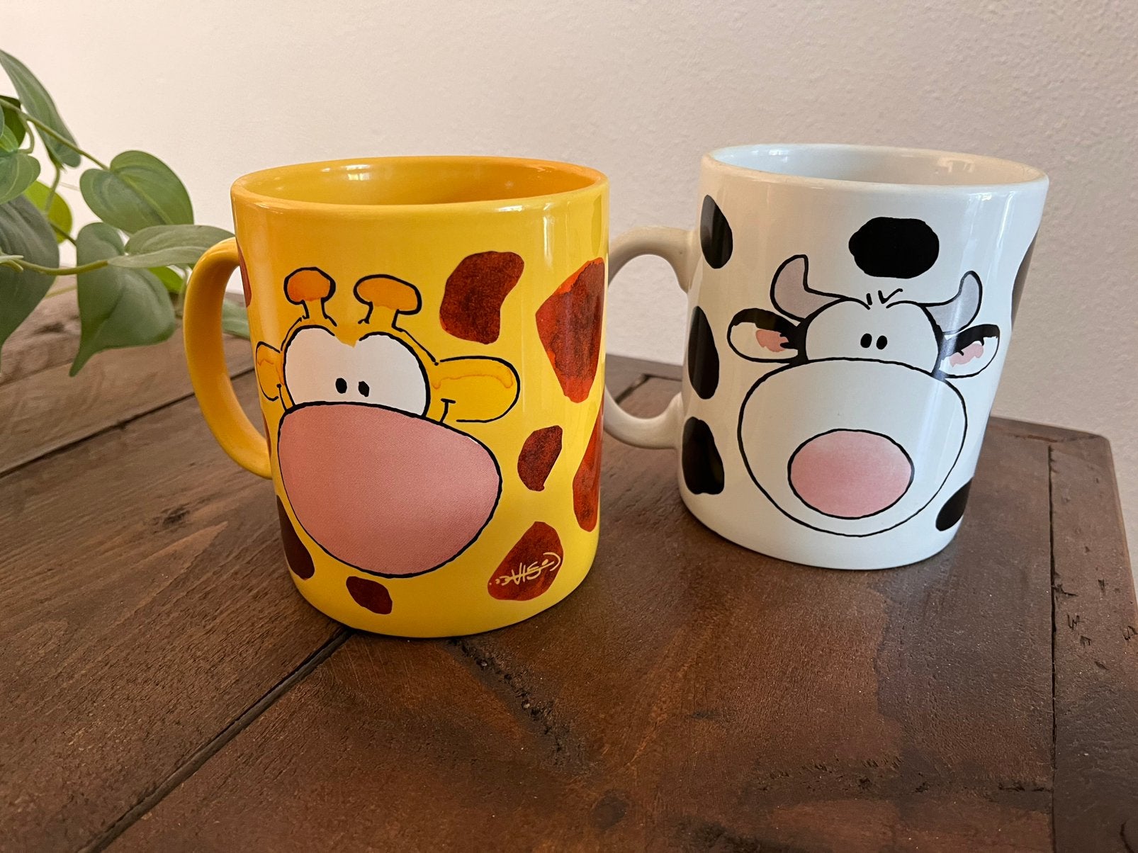 2x XXL Visclub Leendert Jan Vis mok 700 ml – Giraffe & Koe, Ophalen of Verzenden, Zo goed als nieuw, Overige stijlen, Kop(pen) en/of Schotel(s)