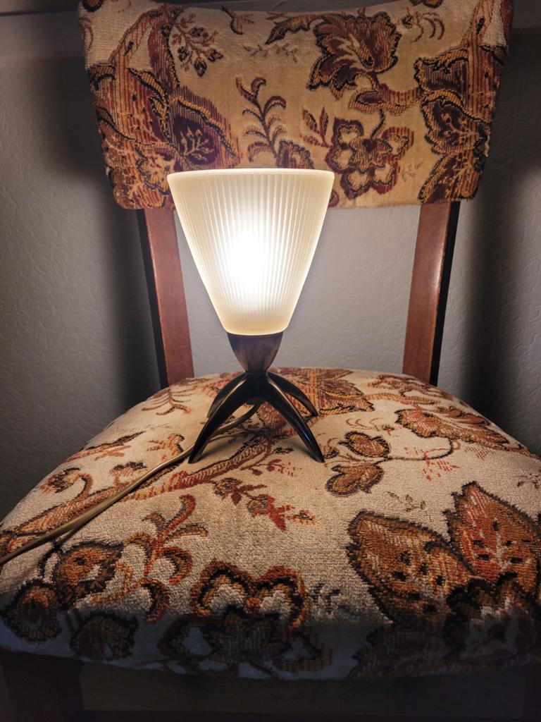 Vintage Tafellamp met glazen kapje - Jaren '60 Design, Ophalen of Verzenden