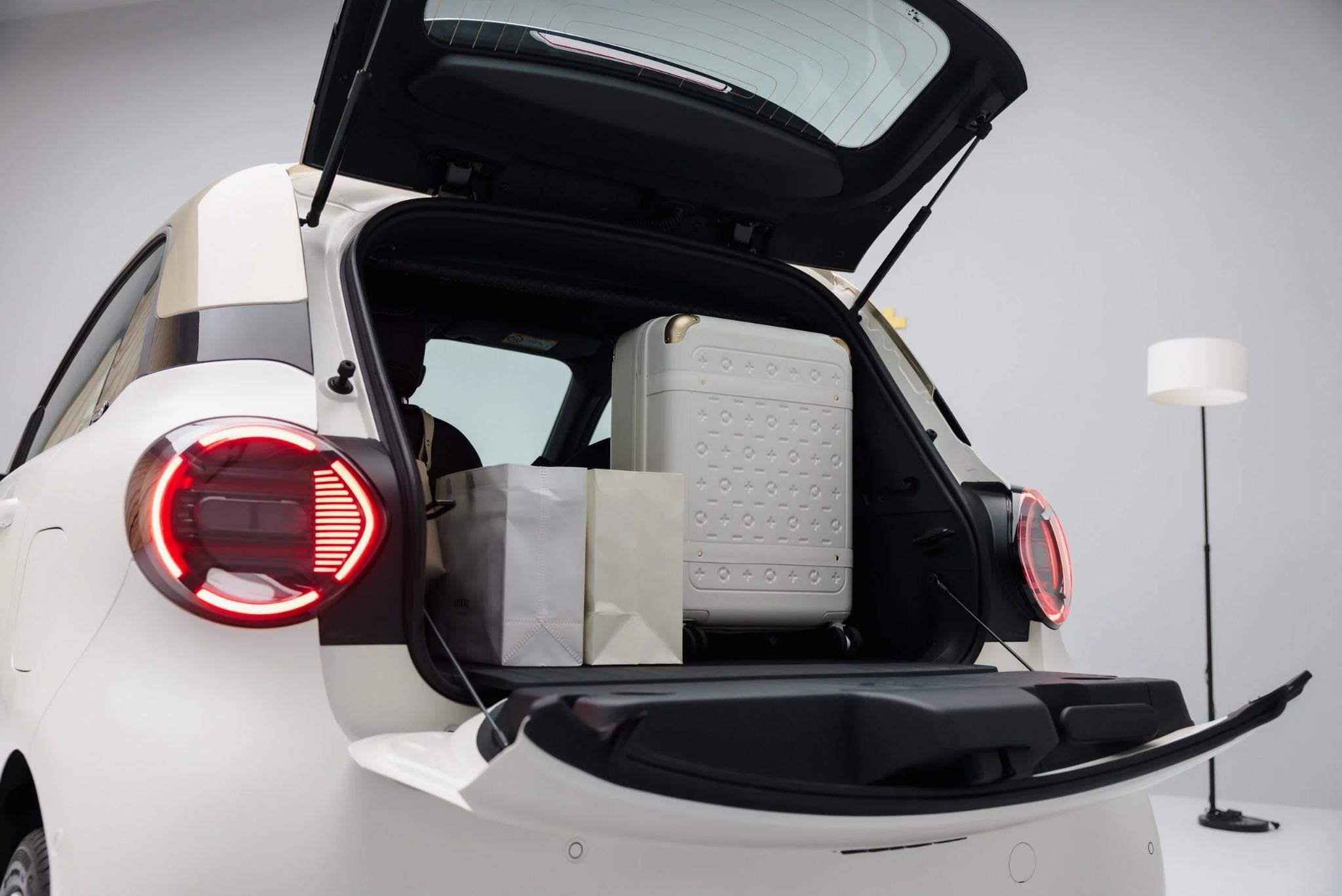 smart #2 Couture Edition 36kWh | Elektrische bestuurdersstoe, Auto's, Achterwielaandrijving, 82 pk, Wit, Nieuw