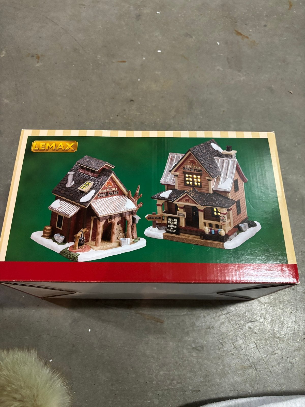 Lemax Sugar Tree Maple Farm set van 2 - Zo goed als nieuw, Diversen, Ophalen, Zo goed als nieuw