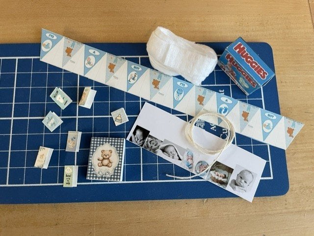 poppenhuis workshop baby setje jongen of meisje, Ophalen of Verzenden, Nieuw, Poppenhuis