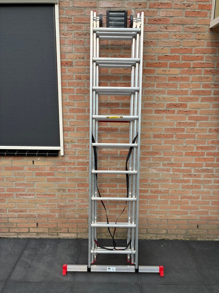 Altrex Reformladder All Round 3x9 treden (VERKOCHT), Doe-het-zelf en Verbouw, Ophalen, Gebruikt, Ladder, Opvouwbaar of Inschuifbaar