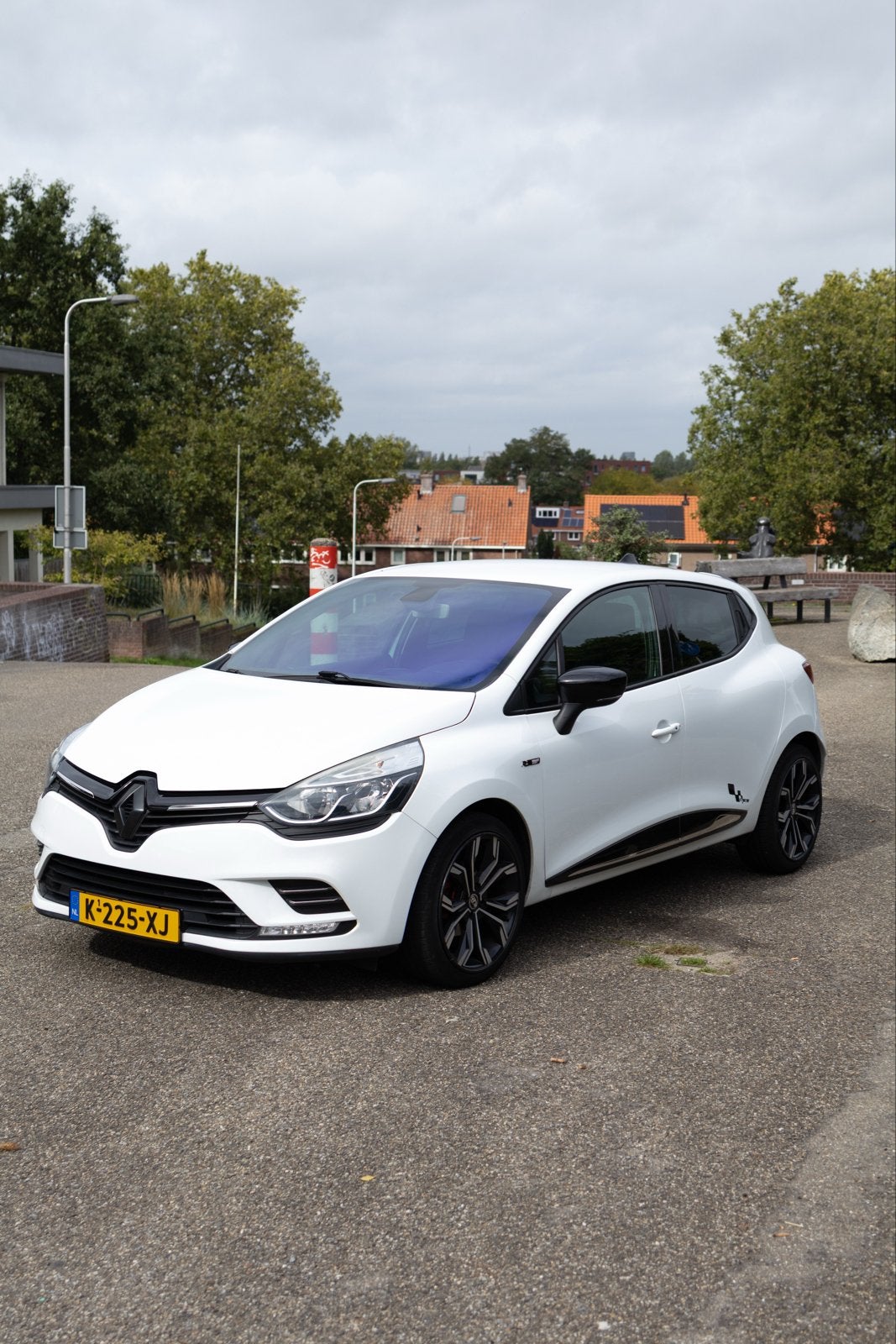 Renault Clio 1.2 TCE 88KW 5-DRS EDC 2017 Wit, Auto's, Stof, 1200 kg, 19 km/l, Particulier