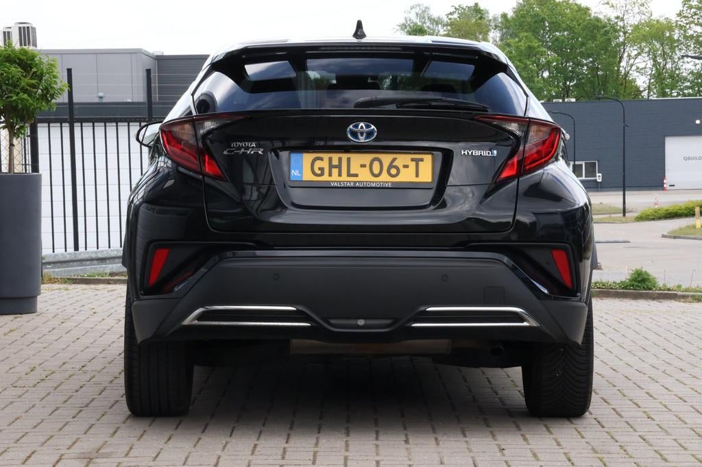 Toyota C-HR 2.0 Hybrid Dynamic| LED| Stoel-stuurverwarming |, Auto's, Toyota, Stof, 4 cilinders, Zwart, Bedrijf