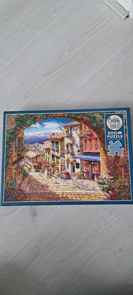 Cobble Hill Legpuzzel 500+ stukjes - Mediterrane Straat, Ophalen of Verzenden, 500 t/m 1500 stukjes, Zo goed als nieuw, Legpuzzel