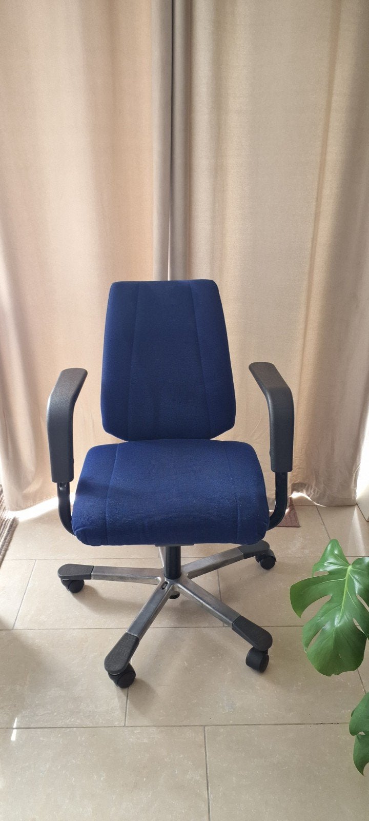 Blauwe HAG bureaustoel, Ophalen, Blauw, Zo goed als nieuw, Bureaustoel