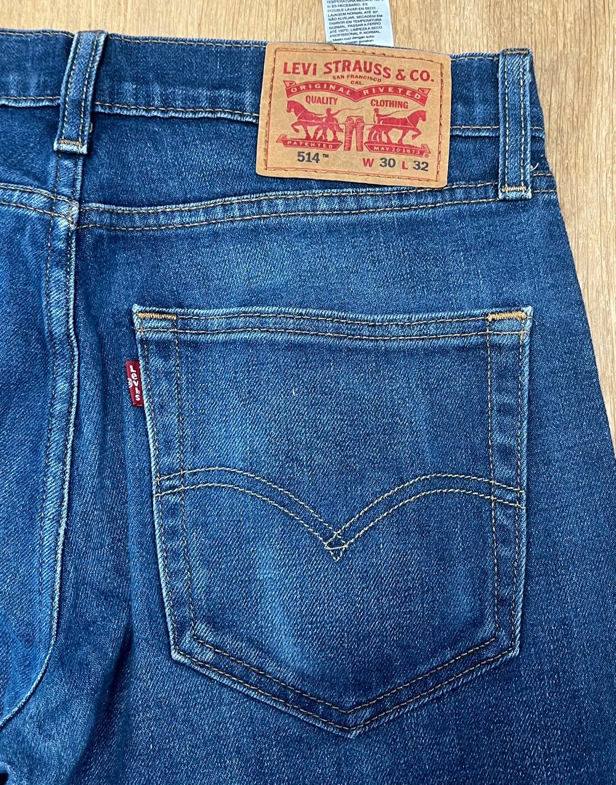 Levi’s 514 straight jeans marineblauw - Maat W30 L32, Ophalen of Verzenden, Zo goed als nieuw, Blauw, W32 (confectie 46) of kleiner