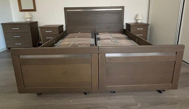 Slaapkamer eiken 2x 80x200 cm, electrisch, SUPERDEAL !, Ophalen, Tweepersoons, Hout, Verstelbaar