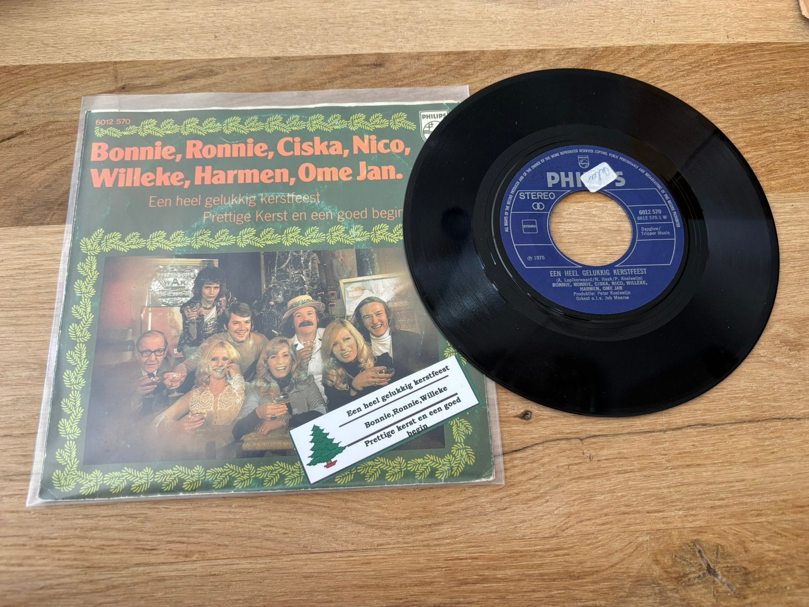 Bonnie Willeke - een heel gelukkig kerstfeest vinyl 7” kerst, Ophalen of Verzenden, Zo goed als nieuw, Nederlandstalig