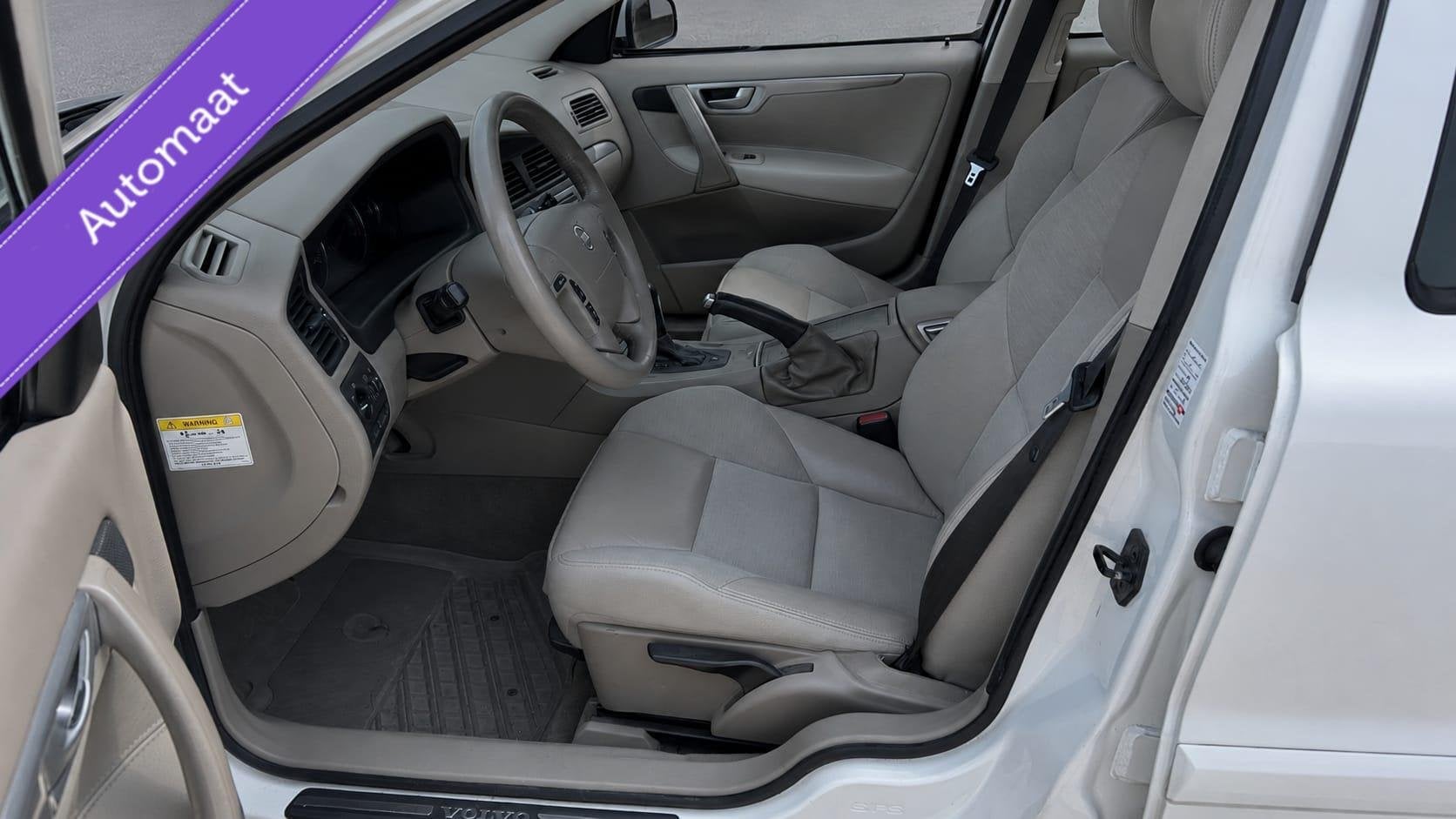 Volvo V70 2.5T Summum/1e Eig/Cruise/209PK/Leer/Trekhaak/16'', 1525 kg, Gebruikt, 209 pk, Onderhoudsboekje