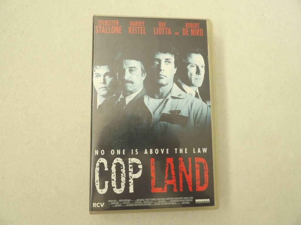 VHS videoband COPLAND no one is above the law, Vanaf 16 jaar, Ophalen of Verzenden, Zo goed als nieuw, Actie en Avontuur