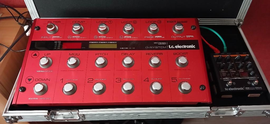 TC electronics G system met diverse toebehoren., Muziek en Instrumenten, Effecten, Ophalen, Zo goed als nieuw, Multi-effect