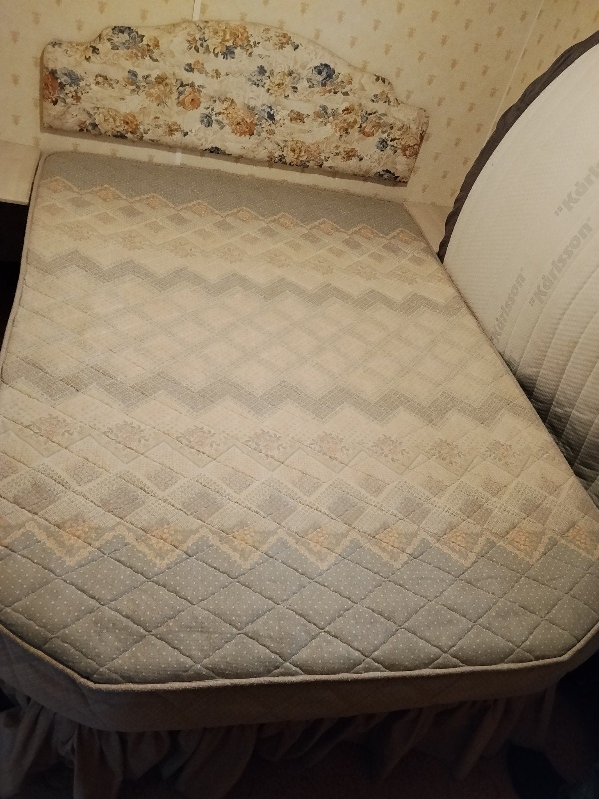 gratis springveer matras, Ophalen, Gebruikt, Tweepersoons, 140 cm