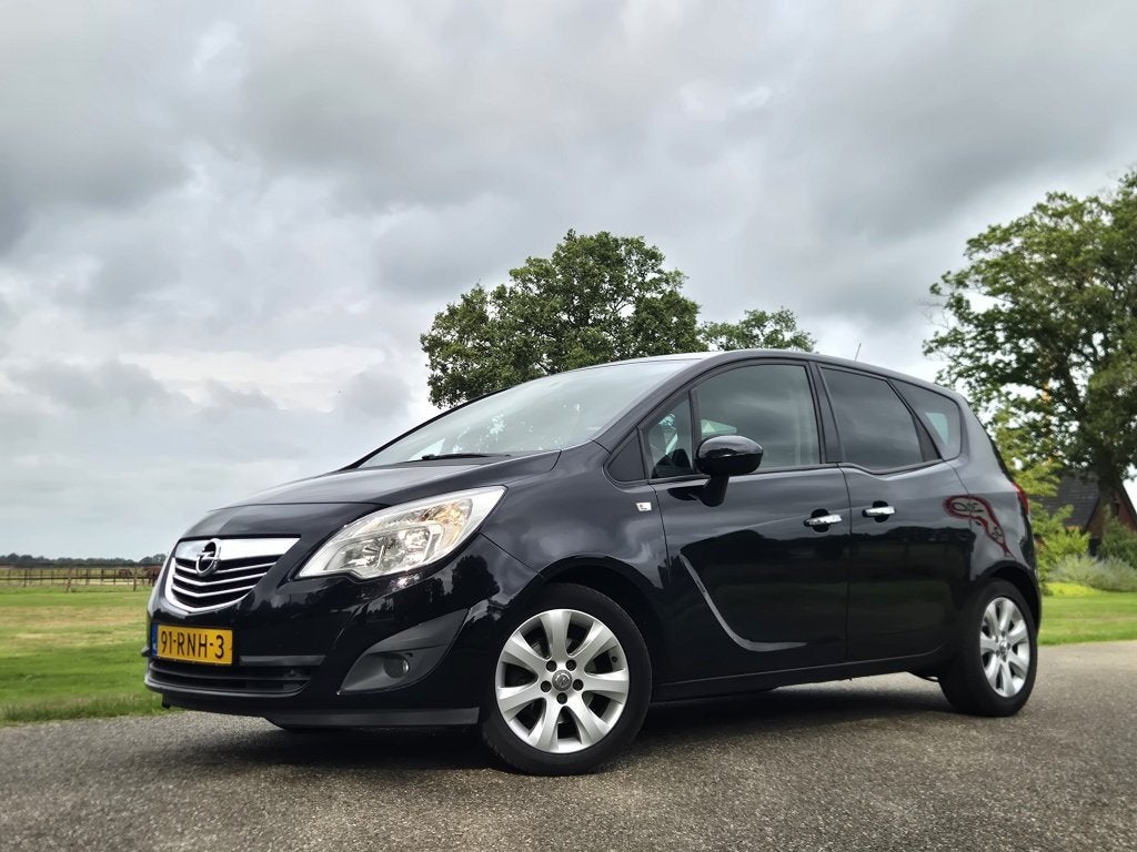 Opel Meriva 1.4 Cosmo inck. Nieuwe APK (bj 2011), Auto's, Euro 5, 101 pk, 4 cilinders, Zwart