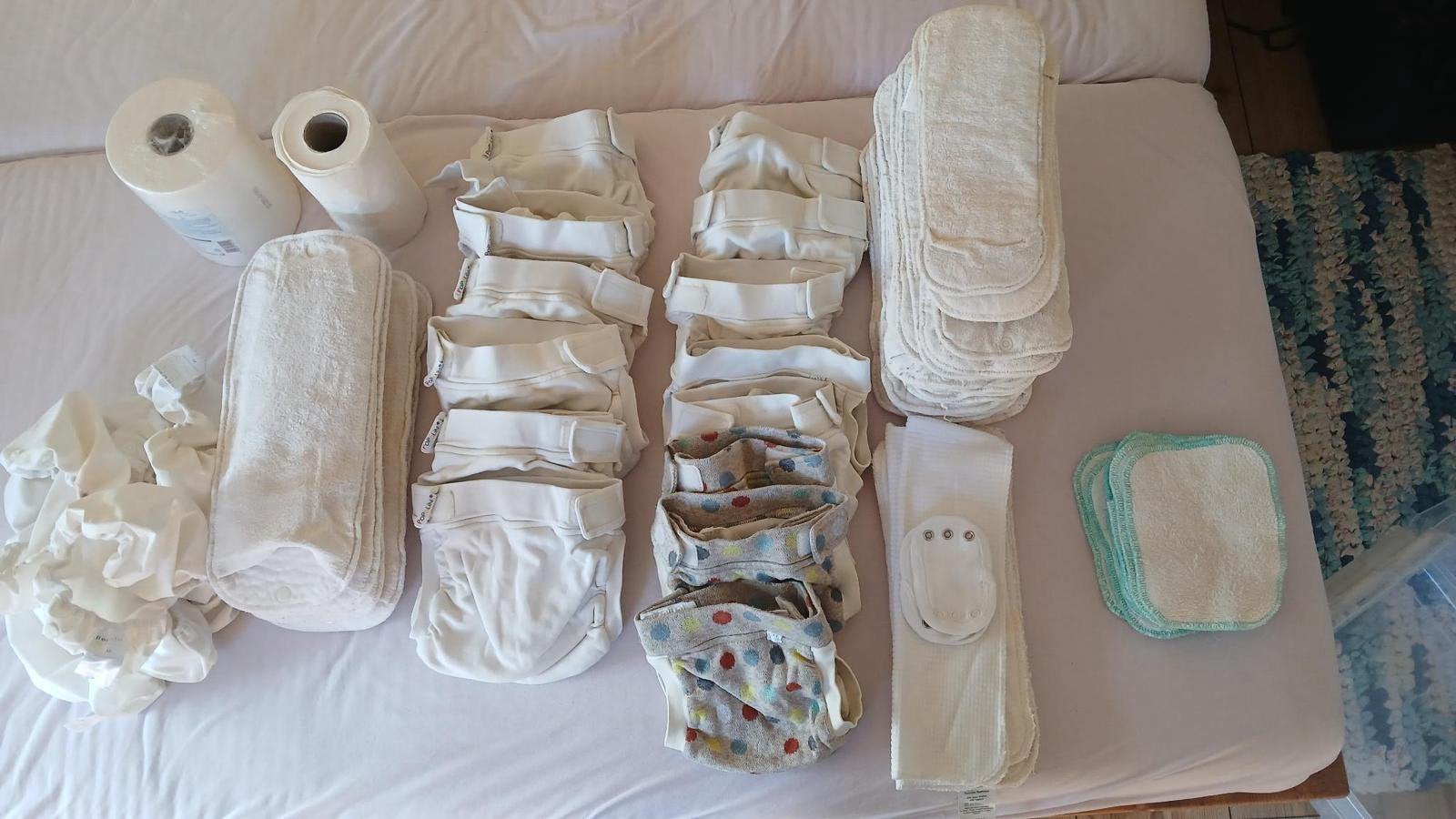 Complete set wasbare luiers, 2 maten, met inlays en emmer, Kinderen en Baby's, Badjes en Verzorging, Luieremmer, Zo goed als nieuw