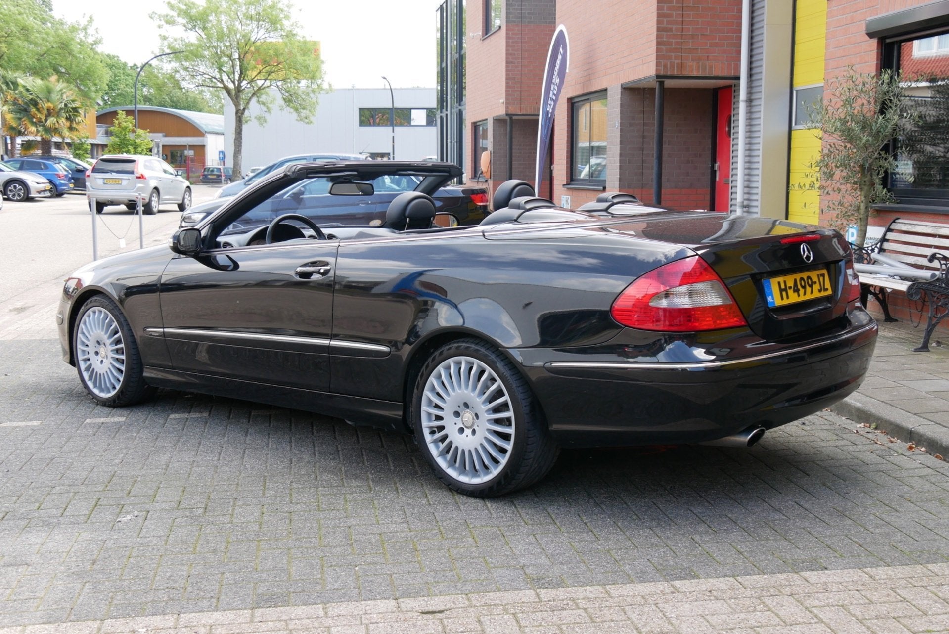 Mercedes-Benz CLK-klasse Cabrio 320 CDI Eleganceautomaat.zee, Auto's, Achterwielaandrijving, Gebruikt, Zwart, 197 €/maand