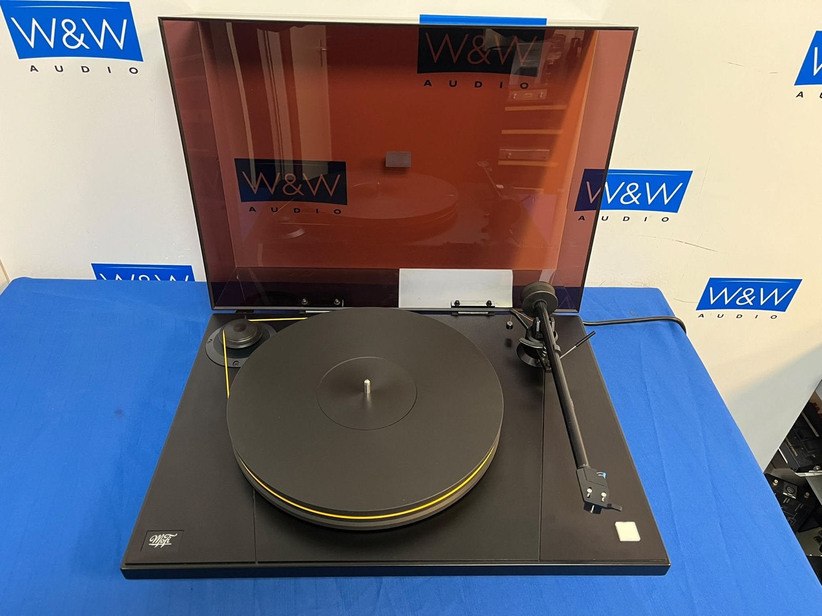 MoFi Electronics StudioDeck platenspeler met Denon DL-103