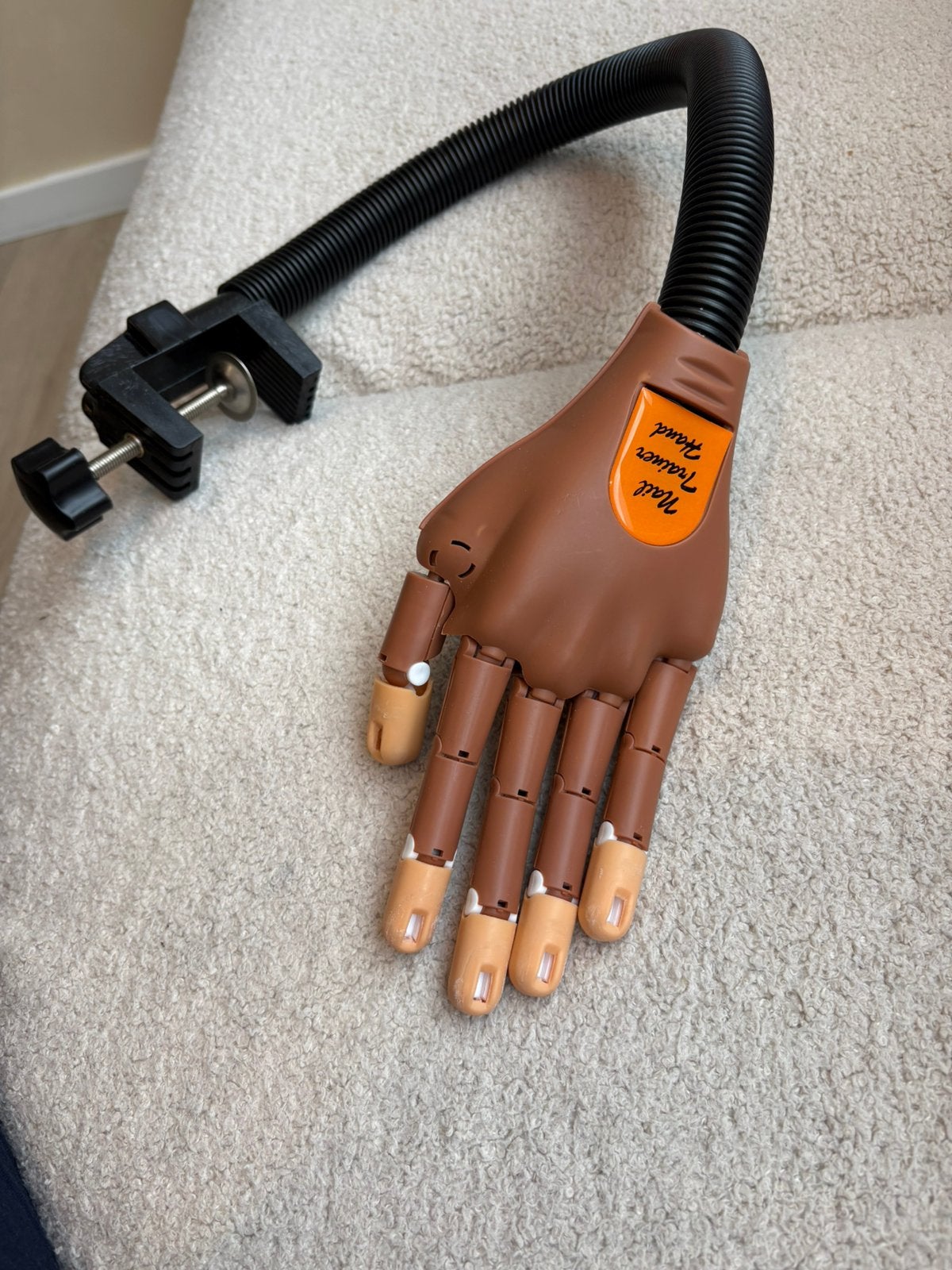 Oefenhand nagelstyliste, Ophalen, Zo goed als nieuw, Meerdere media
