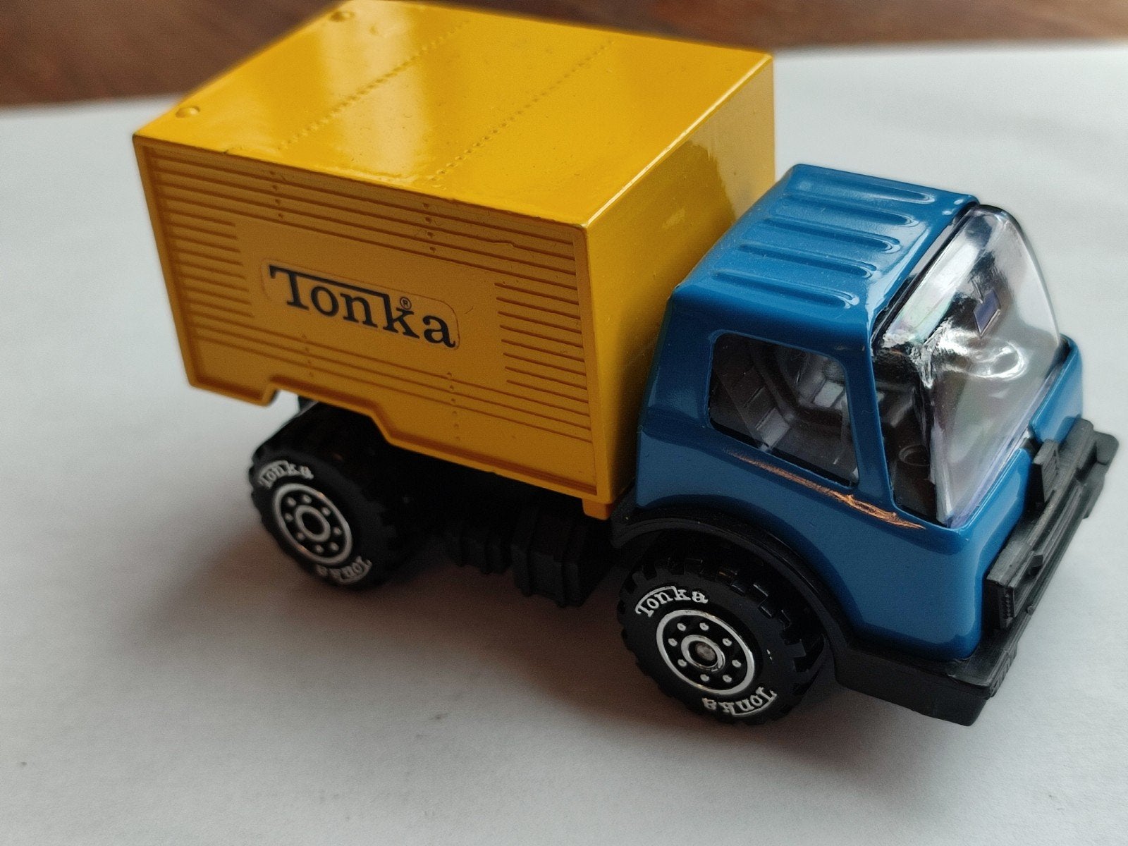 Tonka vrachtwagen - Corgi Juniors Healer Wheeler, Ophalen of Verzenden, Zo goed als nieuw, Bus of Vrachtwagen