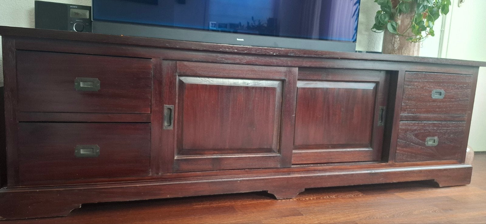 Mooie koloniale dressoir met lades en schuifdeuren., Ophalen, Gebruikt, Teakhout, Met lade(s)