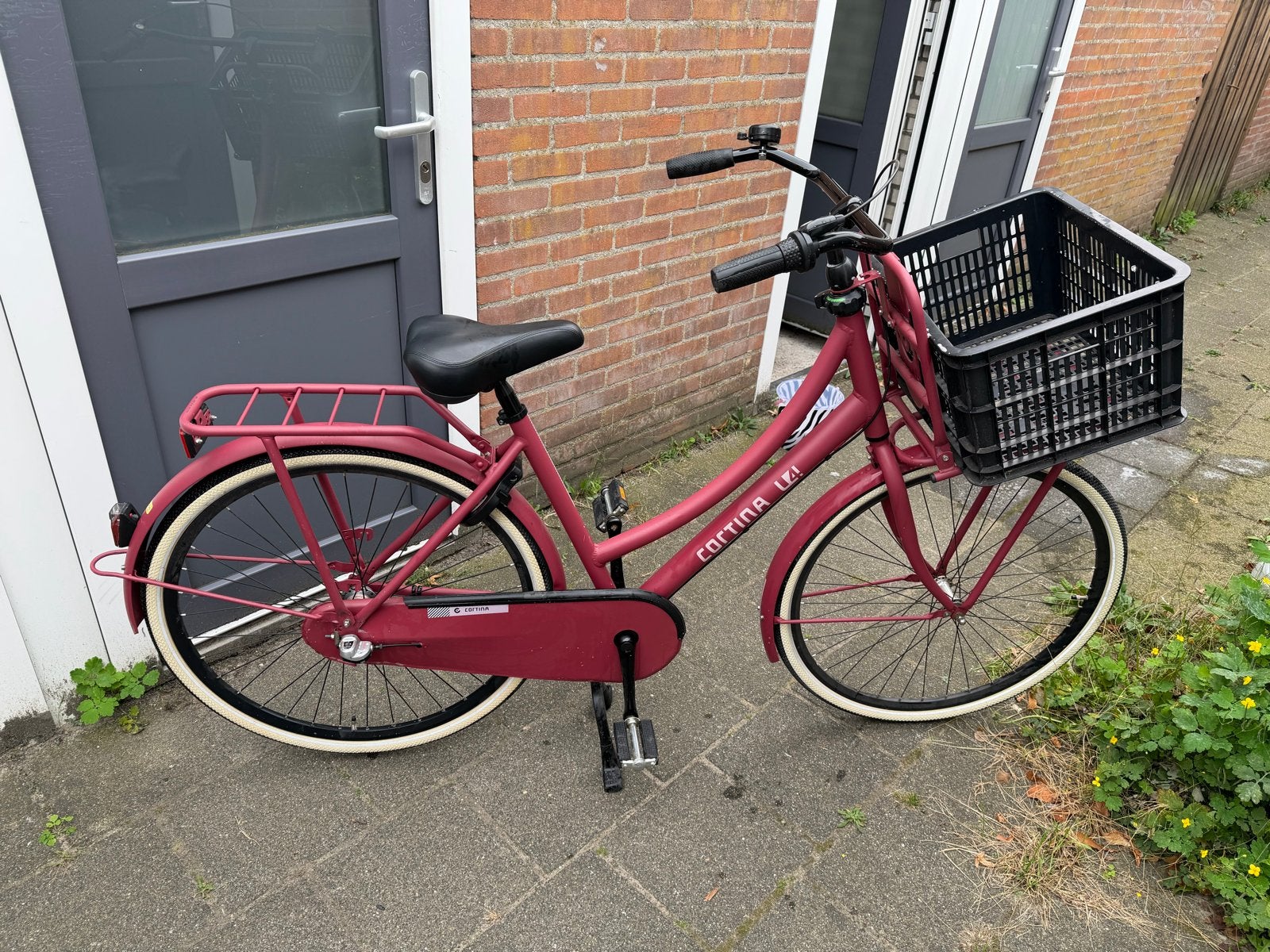 Foto 8 van Cortina U4 Transportfiets Framboos