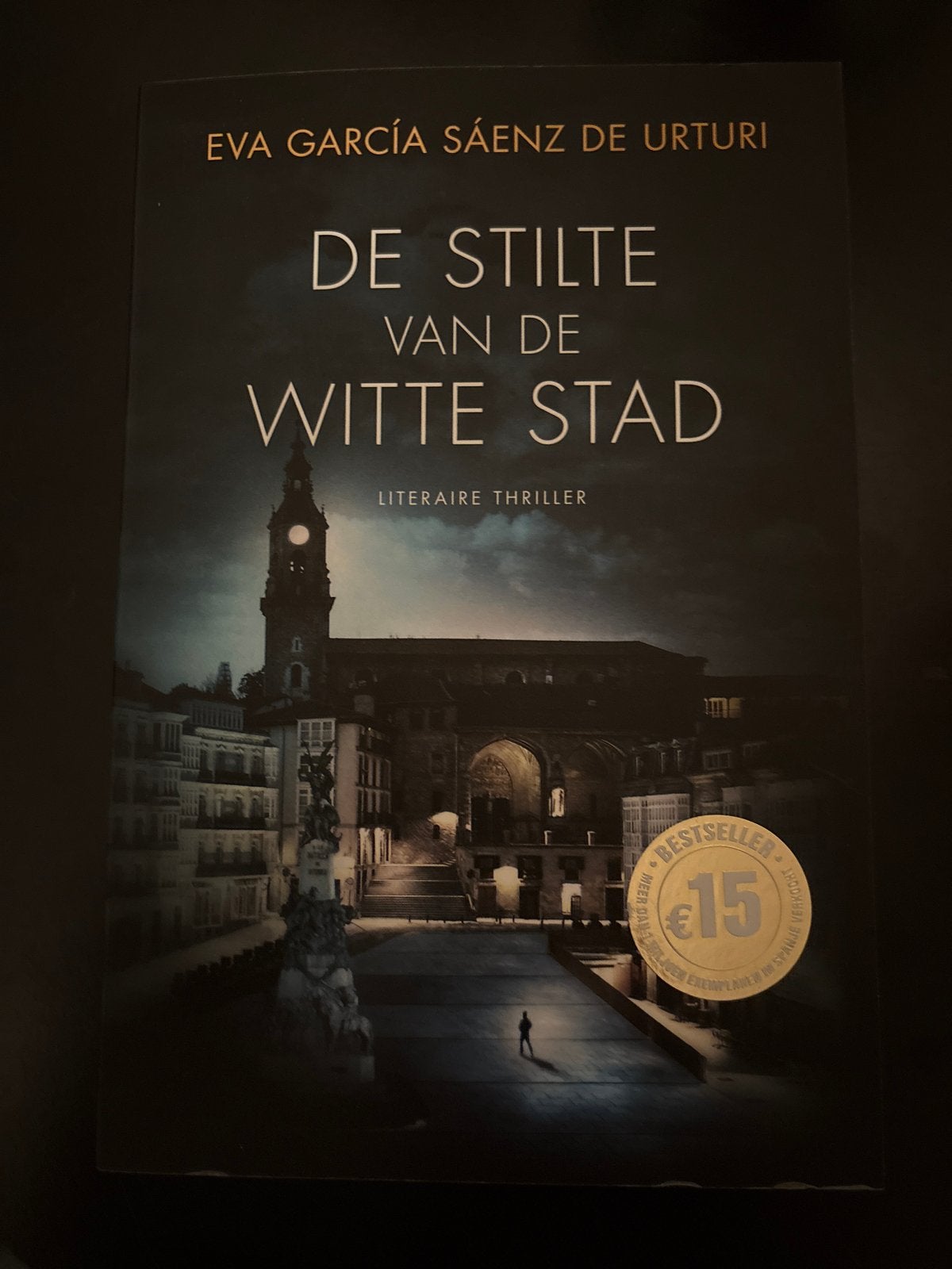 De Stilte van de Witte Stad - Literaire Thriller, Ophalen of Verzenden, Zo goed als nieuw, Europa overig