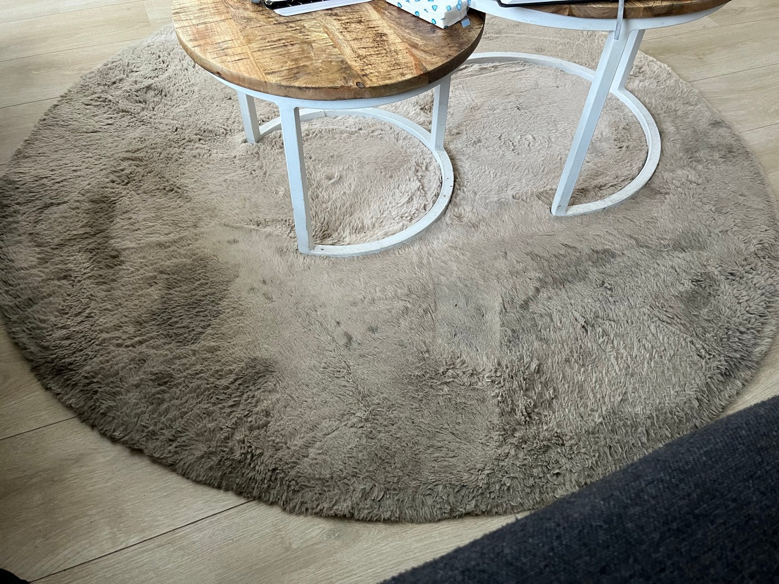 GRATIS - ronde vloerkleed beige/taupe achtig, Ophalen, Gebruikt, 100 tot 150 cm, Rond