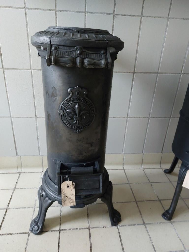Oude antiek potkachel/houtkachel in goede staat, Ophalen